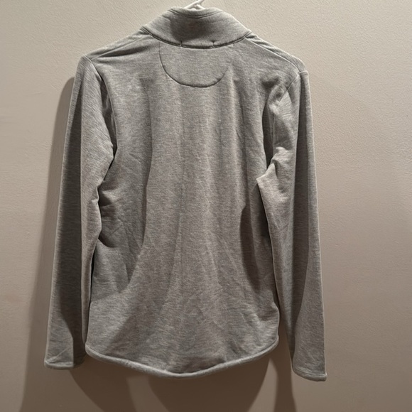 Fairway & Greene Gray Pullover with White Trim - Picture 6 of 6